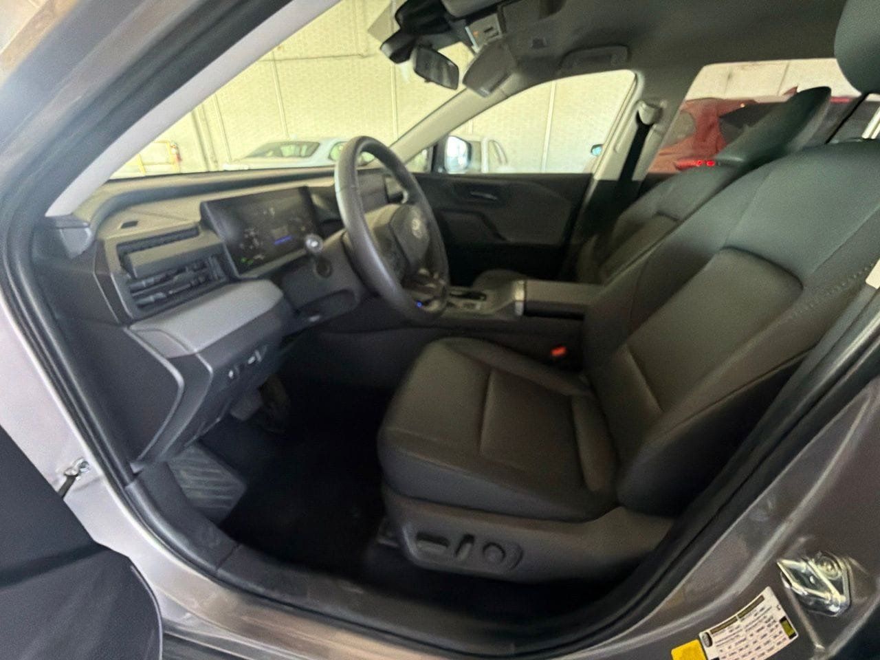 Used 2026 Toyota RAV4 XLE Premium FWD image 8