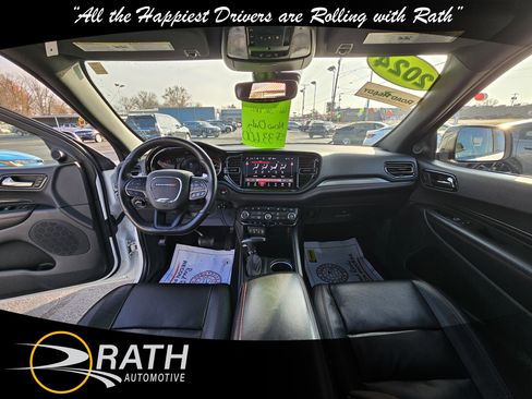 Used 2024 Dodge Durango GT image 11