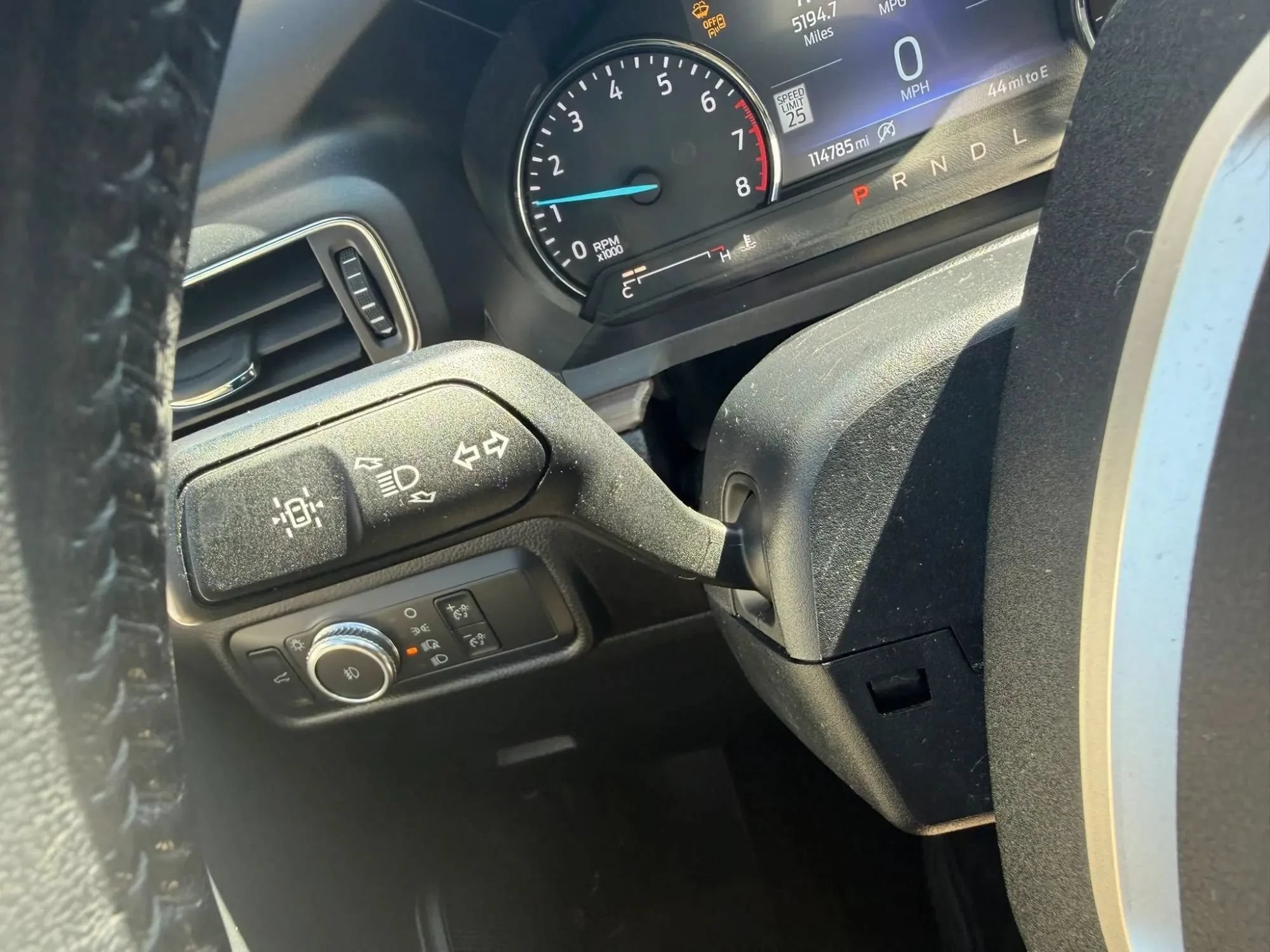 Used 2021 Ford Explorer Limited AWD/4WD image 13
