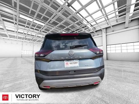 Used 2023 Nissan Rogue SV AWD/4WD image 4