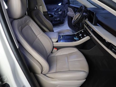 Used 2021 Lincoln Aviator Reserve w/ Equipment Group 201A image 13