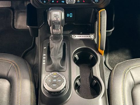Used 2023 Ford Bronco Badlands AWD/4WD image 16