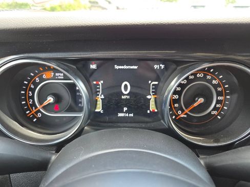 Used 2023 Jeep Wrangler Unlimited Sport AWD/4WD image 36
