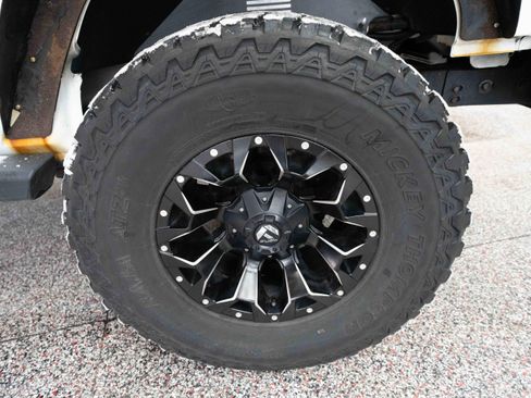 Used 2016 Jeep Wrangler Unlimited Sahara w/ Trailer Tow Group image 27