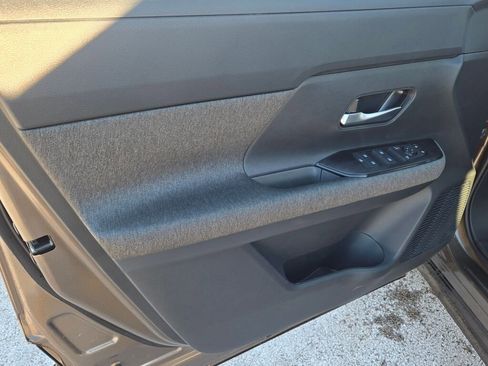 New 2026 Nissan Kicks SV w/ Cold Weather Package AWD/4WD image 18