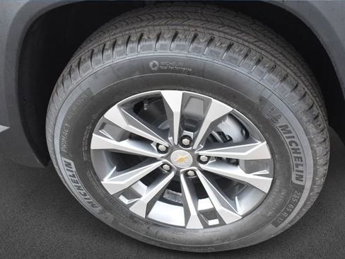 New 2026 Chevrolet Equinox LT w/ Safety and Technology Package image 12