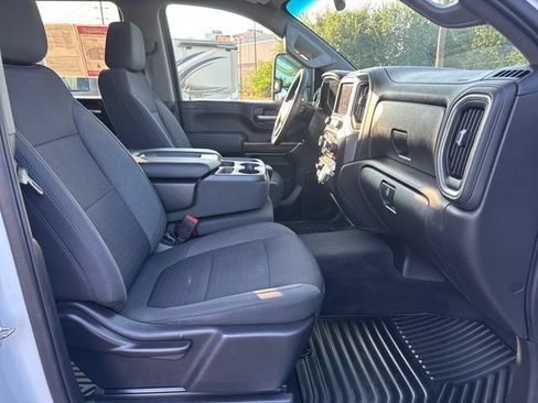 Used 2022 Chevrolet Silverado 3500 LT w/ Convenience Package AWD/4WD image 28