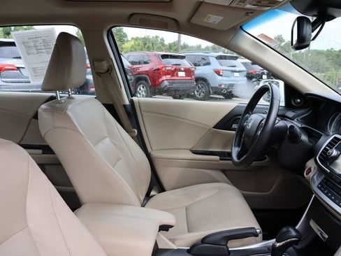 Used 2013 Honda Accord EX-L image 8