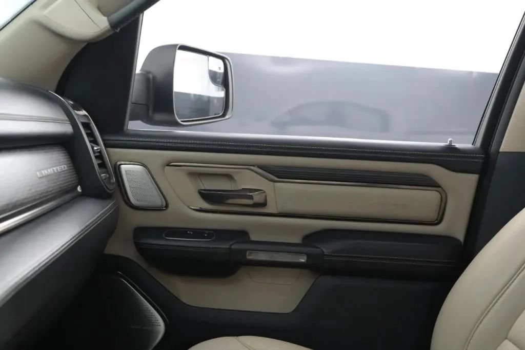 Used 2019 RAM 1500 Limited AWD/4WD image 39