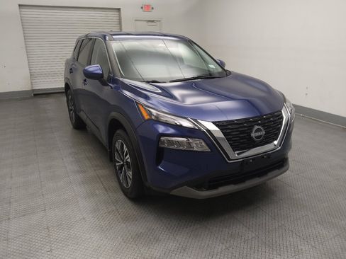 Used 2023 Nissan Rogue SV FWD image 13