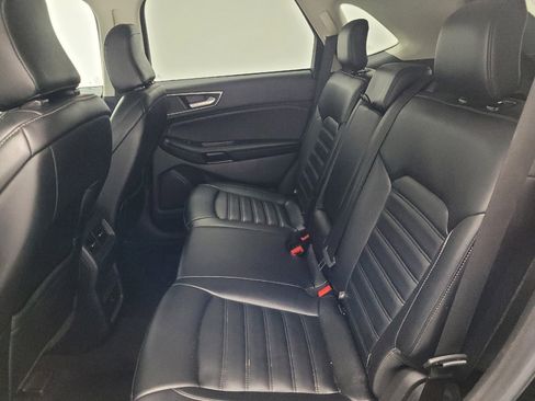Used 2023 Ford Edge SEL image 18