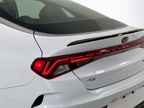 Used 2021 Kia K5 GT-Line w/ GT-Line FWD Premium Package image 3