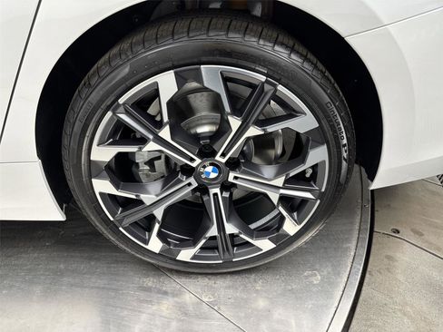 New 2026 BMW 330i xDrive Sedan w/ Premium Package AWD/4WD image 27