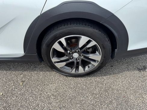 Certified 2018 Buick Regal Essence w/ Driver Confidence Package #1 AWD/4WD image 28