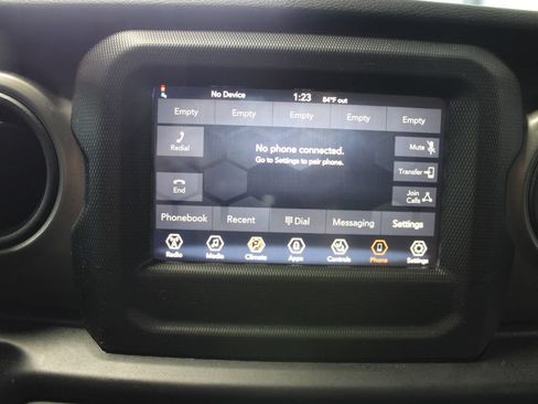 Used 2022 Jeep Wrangler Unlimited Sport AWD/4WD image 38