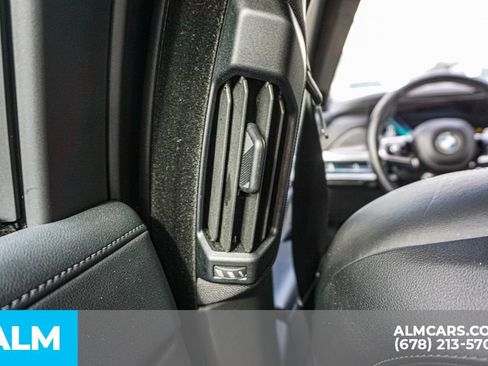 Used 2024 BMW 740i xDrive AWD/4WD image 31