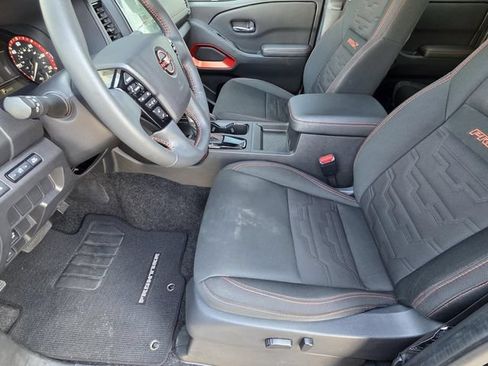 Used 2023 Nissan Frontier Pro-X w/ Tow Package RWD image 6