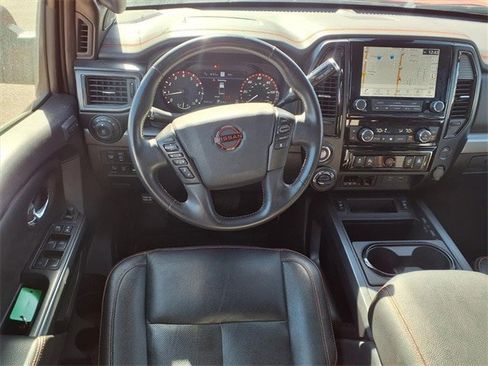 Used 2023 Nissan Titan PRO-4X w/ Pro-4x Convenience Package image 12