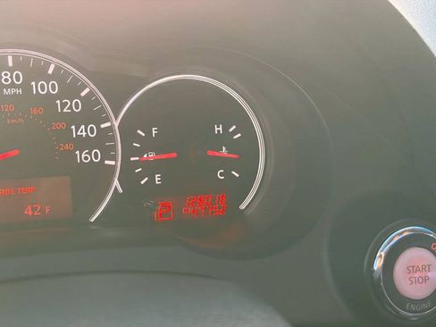 Used 2010 Nissan Altima 2.5 S w/ Premium Audio Pkg FWD image 13