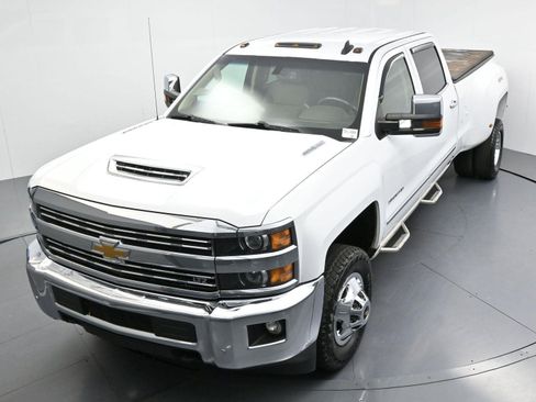 Used 2018 Chevrolet Silverado 3500 LTZ w/ Duramax Plus Package AWD/4WD image 36