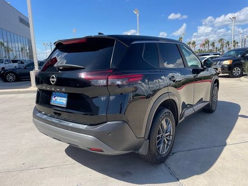 Certified 2023 Nissan Rogue S FWD image 4