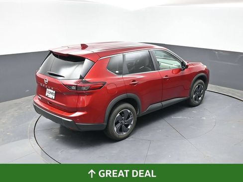 Used 2025 Nissan Rogue SV FWD image 42