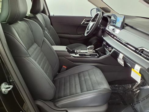 Used 2025 Mitsubishi Outlander SE FWD image 9