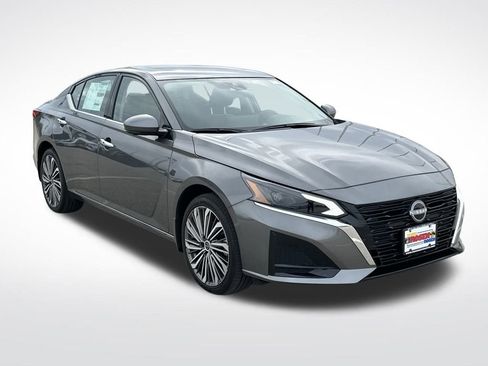 New 2025 Nissan Altima 2.5 SL image 7