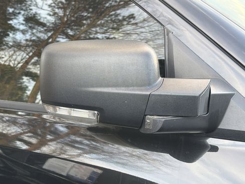 Used 2018 RAM 1500 Big Horn image 9