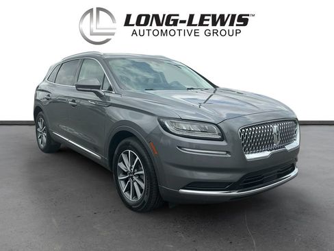 Used 2022 Lincoln Nautilus FWD image 10