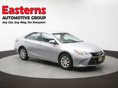 Used 2015 Toyota Camry LE FWD image 47
