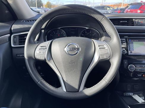 Used 2016 Nissan Rogue SL w/ SL Premium Package image 6