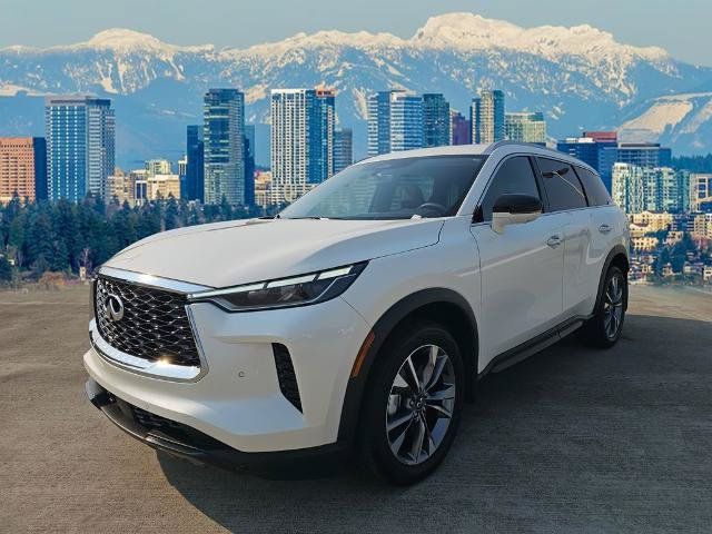 Certified 2025 INFINITI QX60 Luxe w/ Cargo Package AWD/4WD image 3