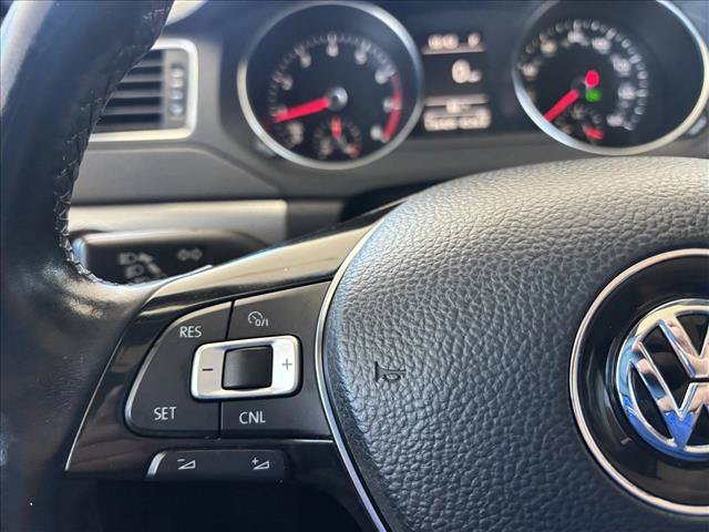 Used 2015 Volkswagen Jetta SE FWD image 20