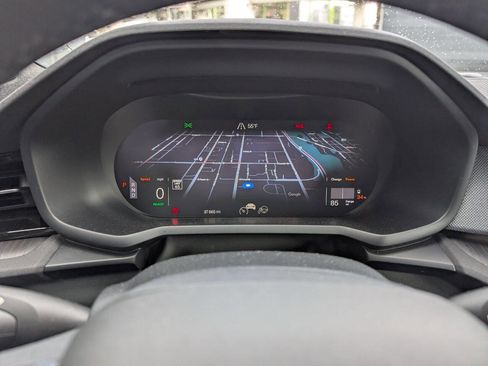 Used 2023 Polestar Polestar 2 w/ Pilot Pack image 13