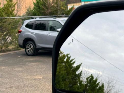 Used 2024 Ford F250 Platinum w/ Tremor Off-Road Package image 66