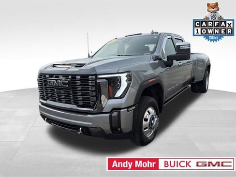 Used 2024 GMC Sierra 3500 Denali Ultimate AWD/4WD image 6