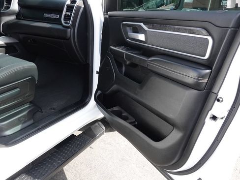 Used 2020 RAM 1500 Big Horn AWD/4WD image 35