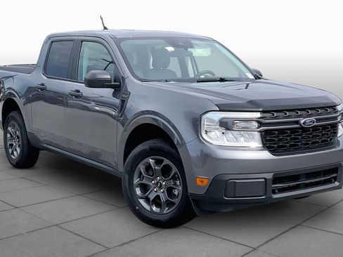 Used 2024 Ford Maverick XLT FWD image 3