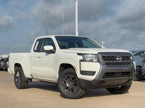 New 2025 Nissan Frontier SV image 4