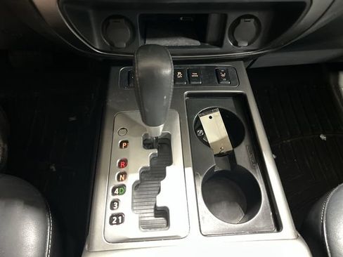 Used 2015 Nissan Armada Platinum w/ 2nd Row Captain Seat Package AWD/4WD image 27