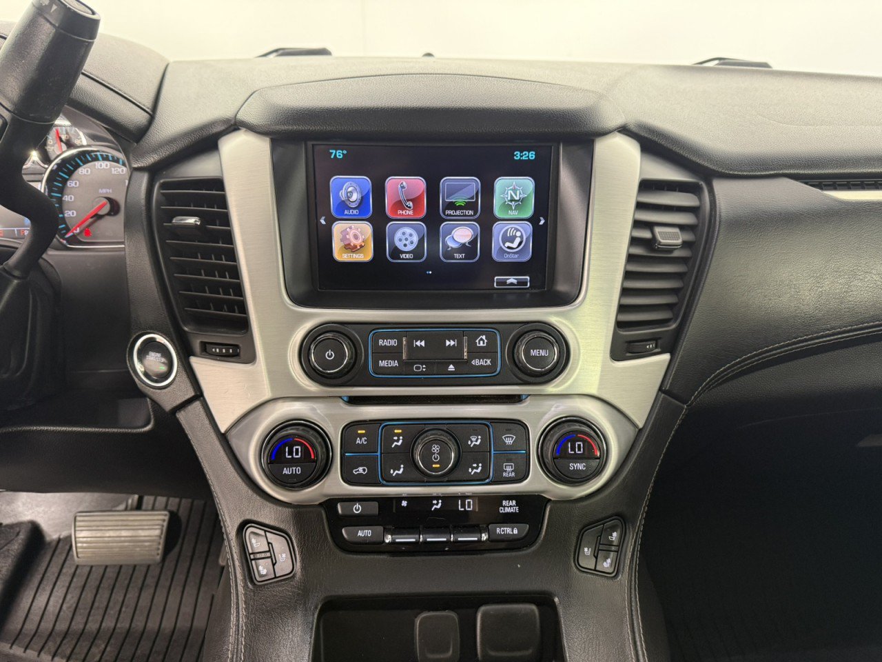 Used 2018 GMC Yukon SLT AWD/4WD image 23
