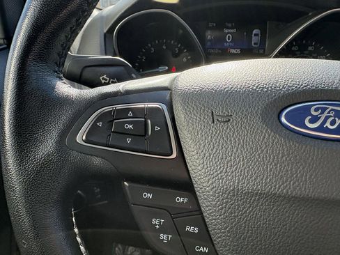 Used 2017 Ford Focus SE image 10