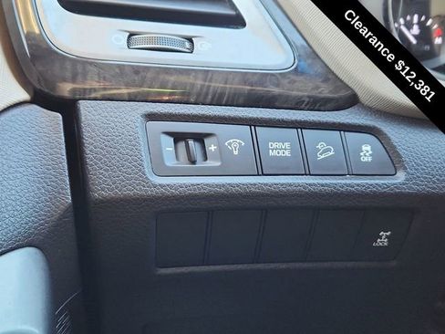 Used 2017 Hyundai Santa Fe Sport image 33
