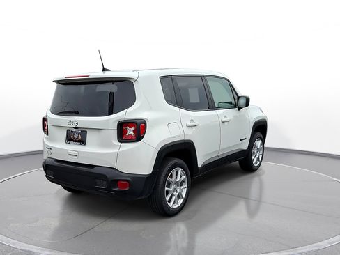 Used 2023 Jeep Renegade Latitude AWD/4WD image 8