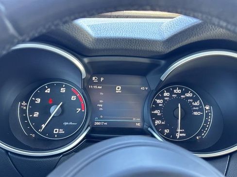 Used 2021 Alfa Romeo Stelvio Ti image 27