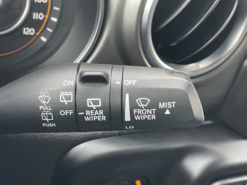 Used 2023 Jeep Wrangler Unlimited Sahara w/ Cold Weather Group AWD/4WD image 18