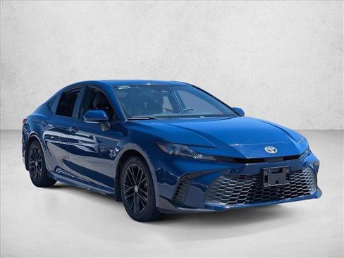 Used 2025 Toyota Camry SE w/ Multimedia Upgrade Package FWD image 3