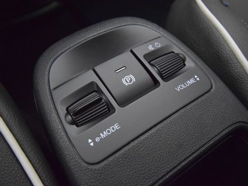 New 2026 FIAT 500 e Icona w/ Quick Order Package 21R FWD image 23