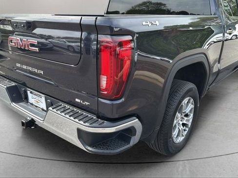 Used 2025 GMC Sierra 1500 SLT image 11